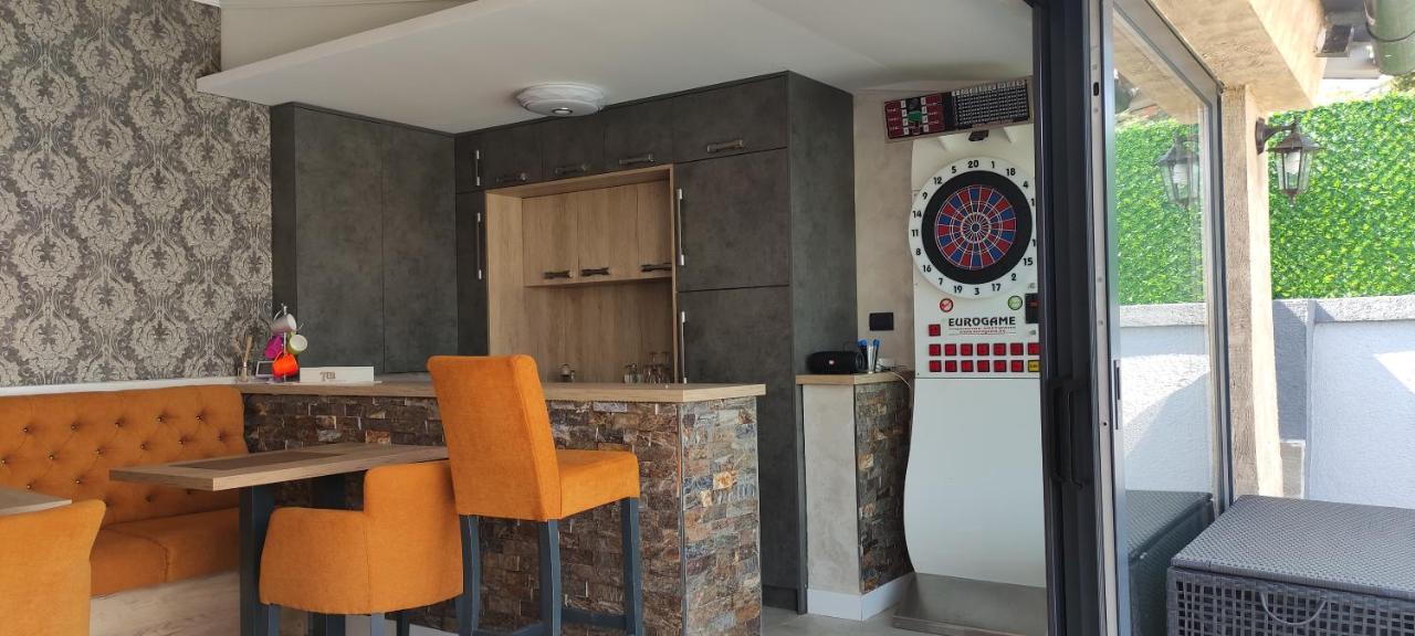 Lux Vila Aleksandar Sremska Kamenica Dış mekan fotoğraf